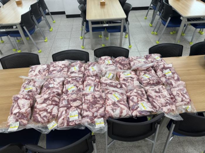 금강축산&우정푸드 후원자님 감사합니다 !